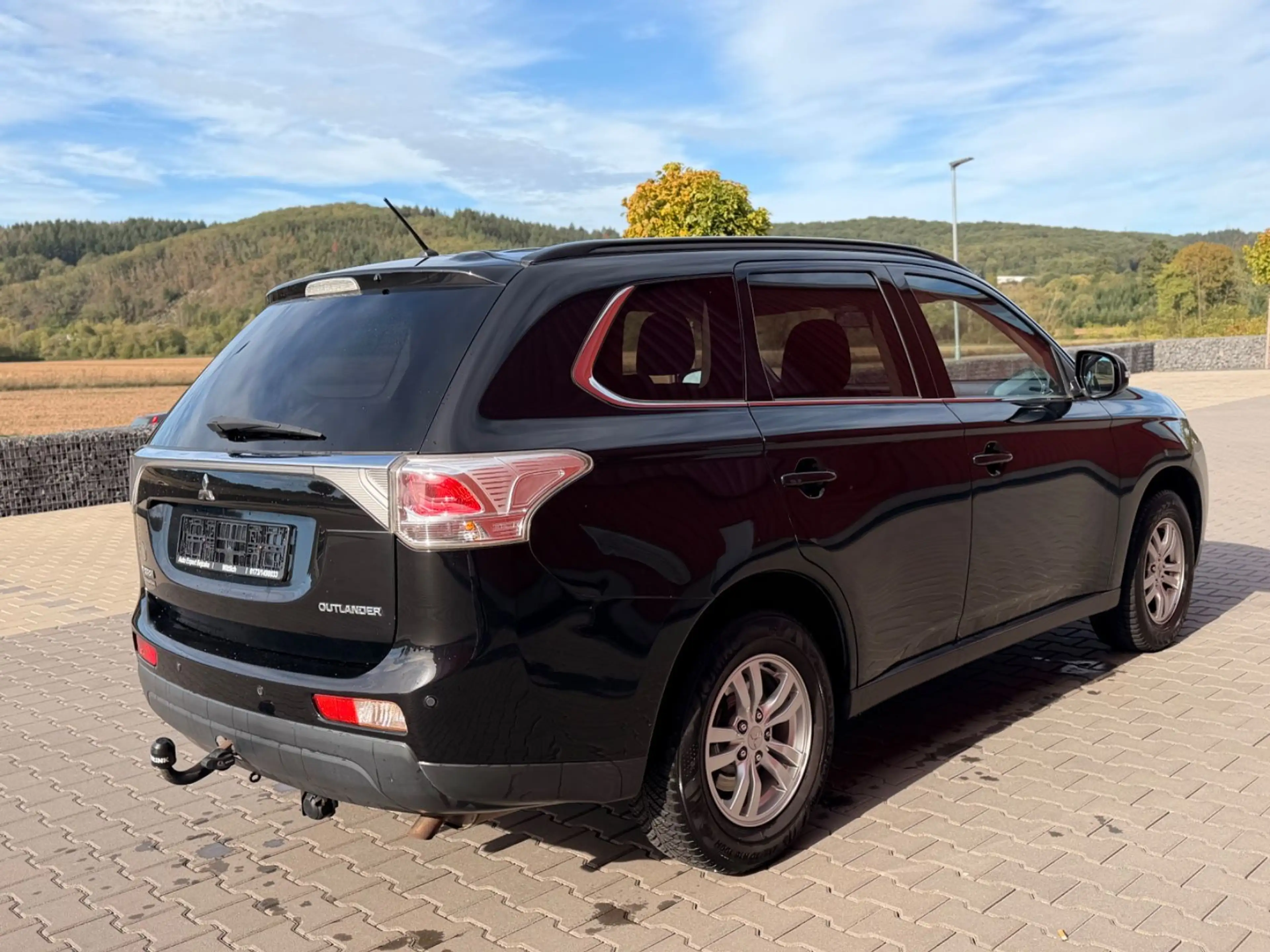 Mitsubishi Outlander 2.2 DI-D Style Tempo AHK TÜV NEU — photo 6