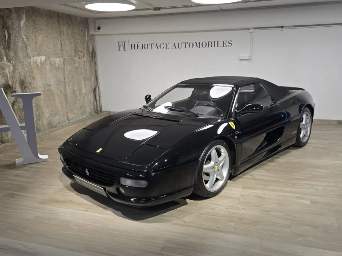 Ferrari F355 355 Spider - 1