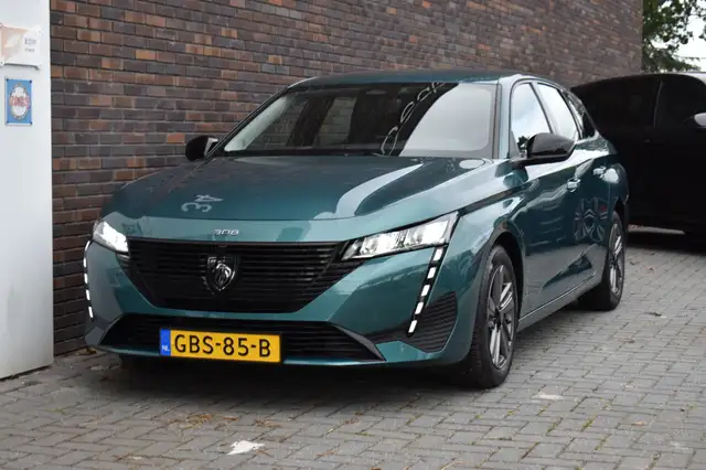 Peugeot 308 view 7