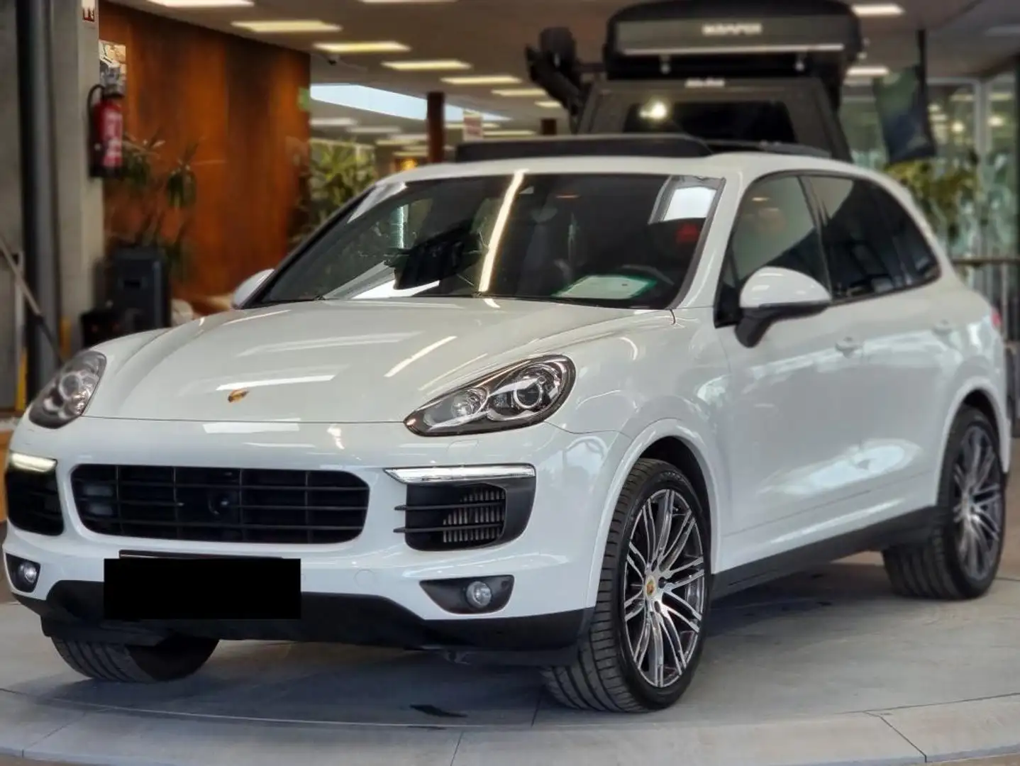 Porsche Cayenne Cayenne II Platinum Edition 3,0 Aut. Platinum Edition Weiß - 1