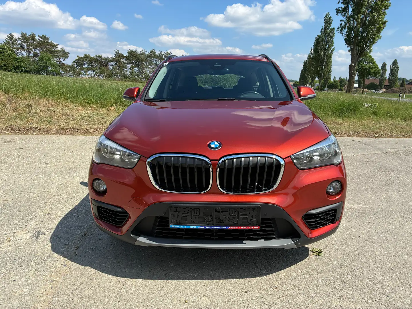 BMW X1 16d sDrive Orange - 2