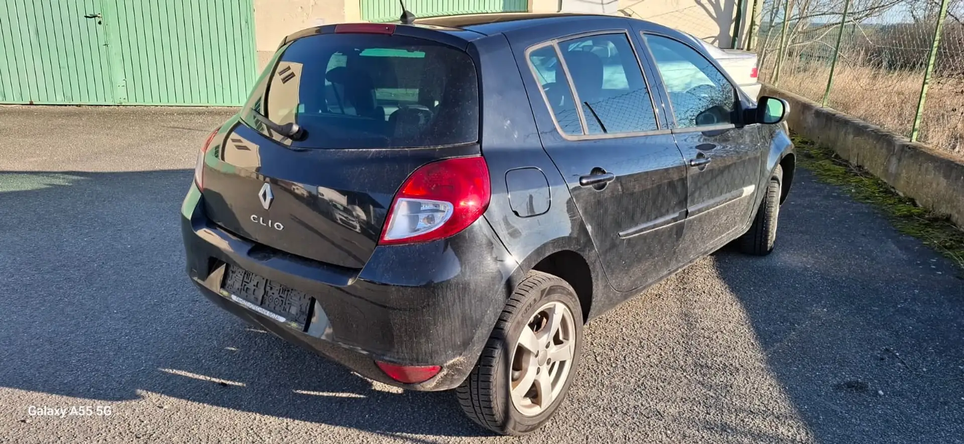 Renault Clio Success 1,2 16V 75 - 2