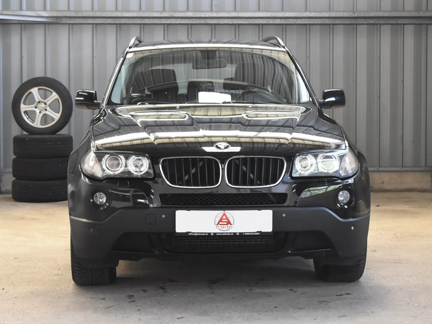 BMW X3 2.0d*xDrive*Allrad Schwarz - 2
