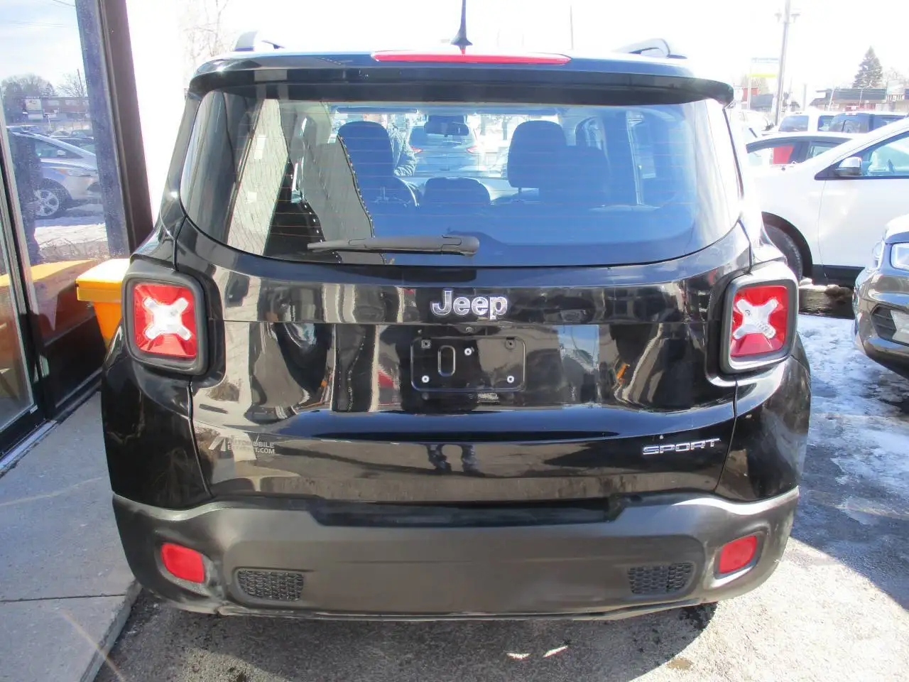Jeep Renegade снимка Jeep Renegade