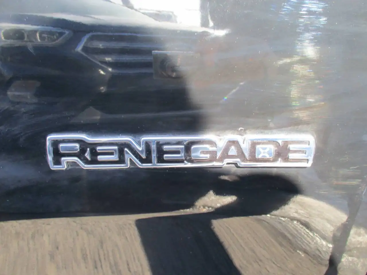 Jeep Renegade снимка Jeep Renegade