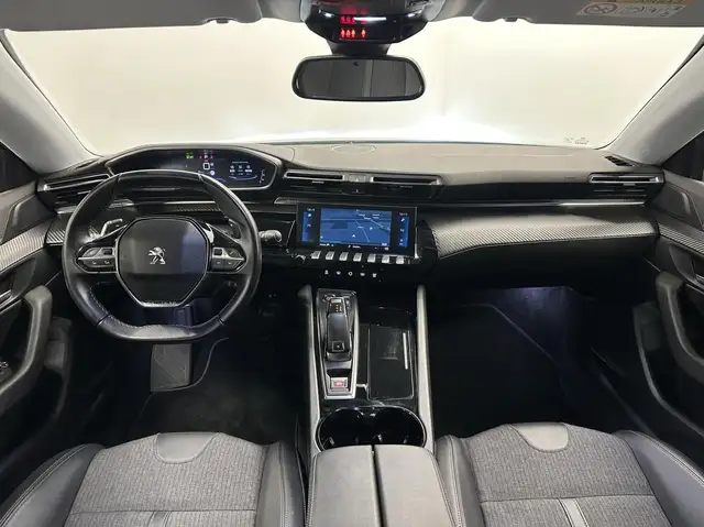 Peugeot 508 SW view 2