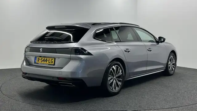 Peugeot 508 SW view 5