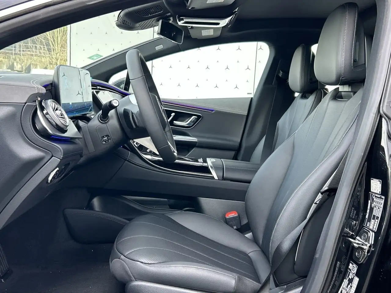 Mercedes-Benz EQE снимка Mercedes-Benz EQE