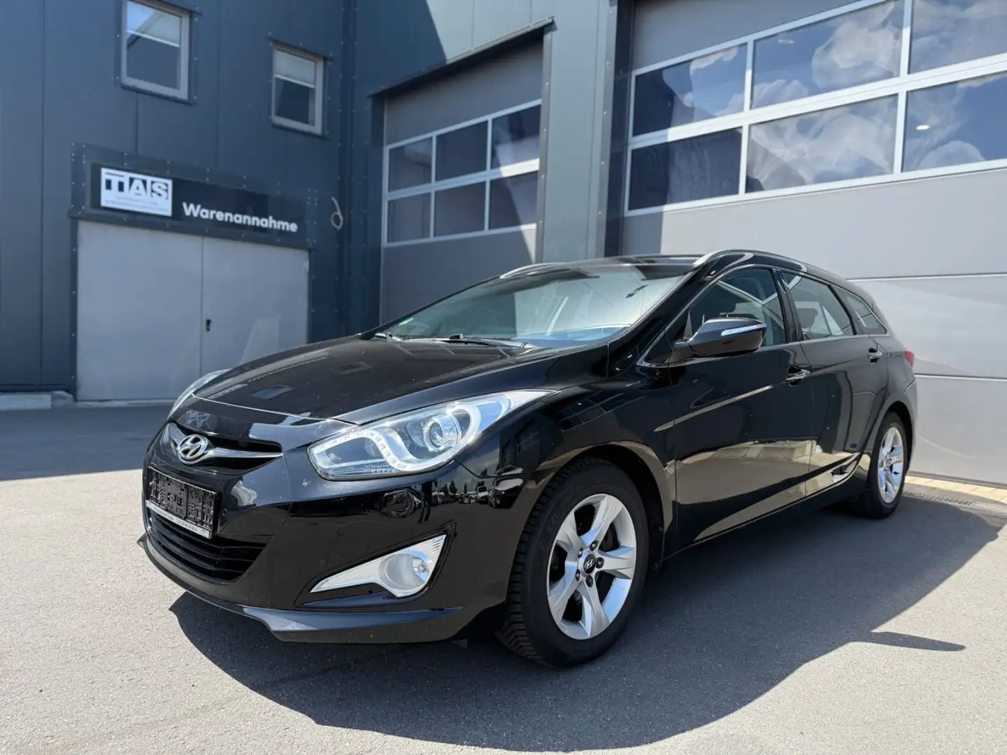 Hyundai i40 cw 5 Star Edition,Sitzhz,Kamera,ElektrSitze Noir - 1