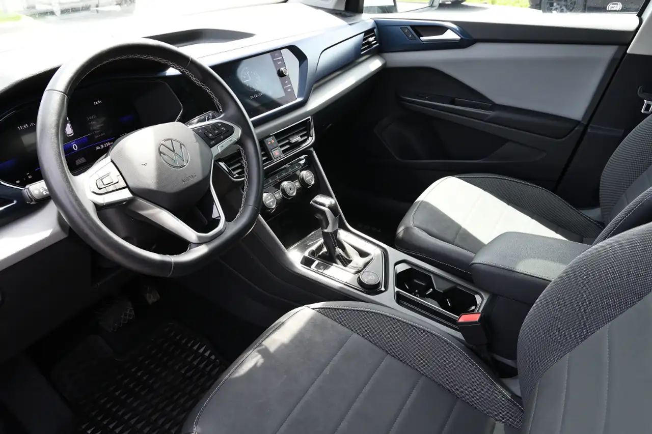 Volkswagen Taos снимка Volkswagen Taos