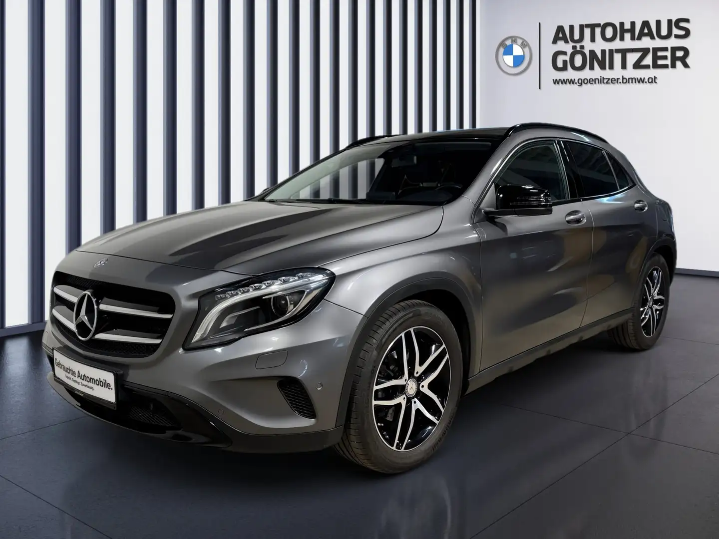 Mercedes-Benz GLA 180 d Grau - 2