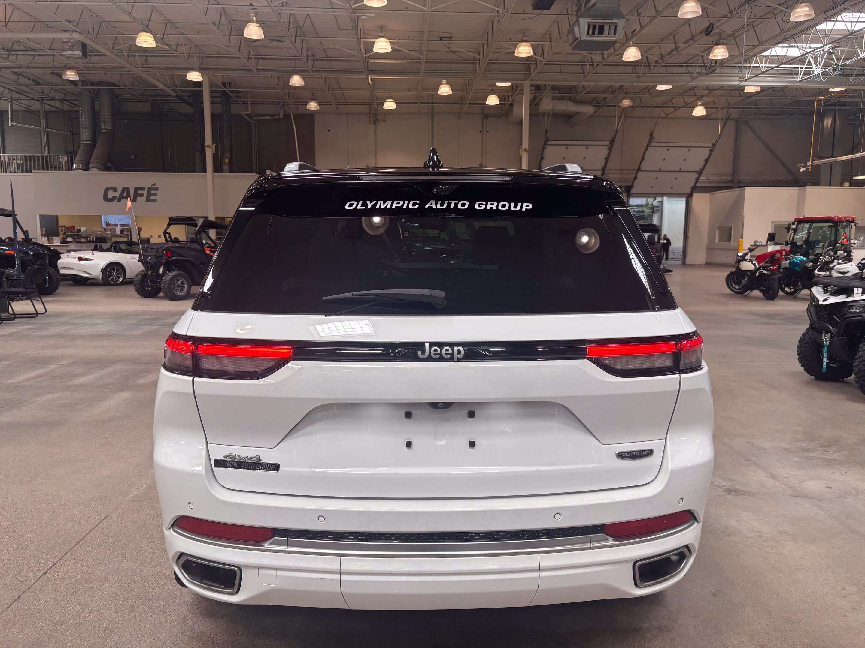 2023 Jeep Grand Cherokee Summit 4X4 | $175/ WEEK | FULLY EQUIPPED | LEATHER — снимка 1