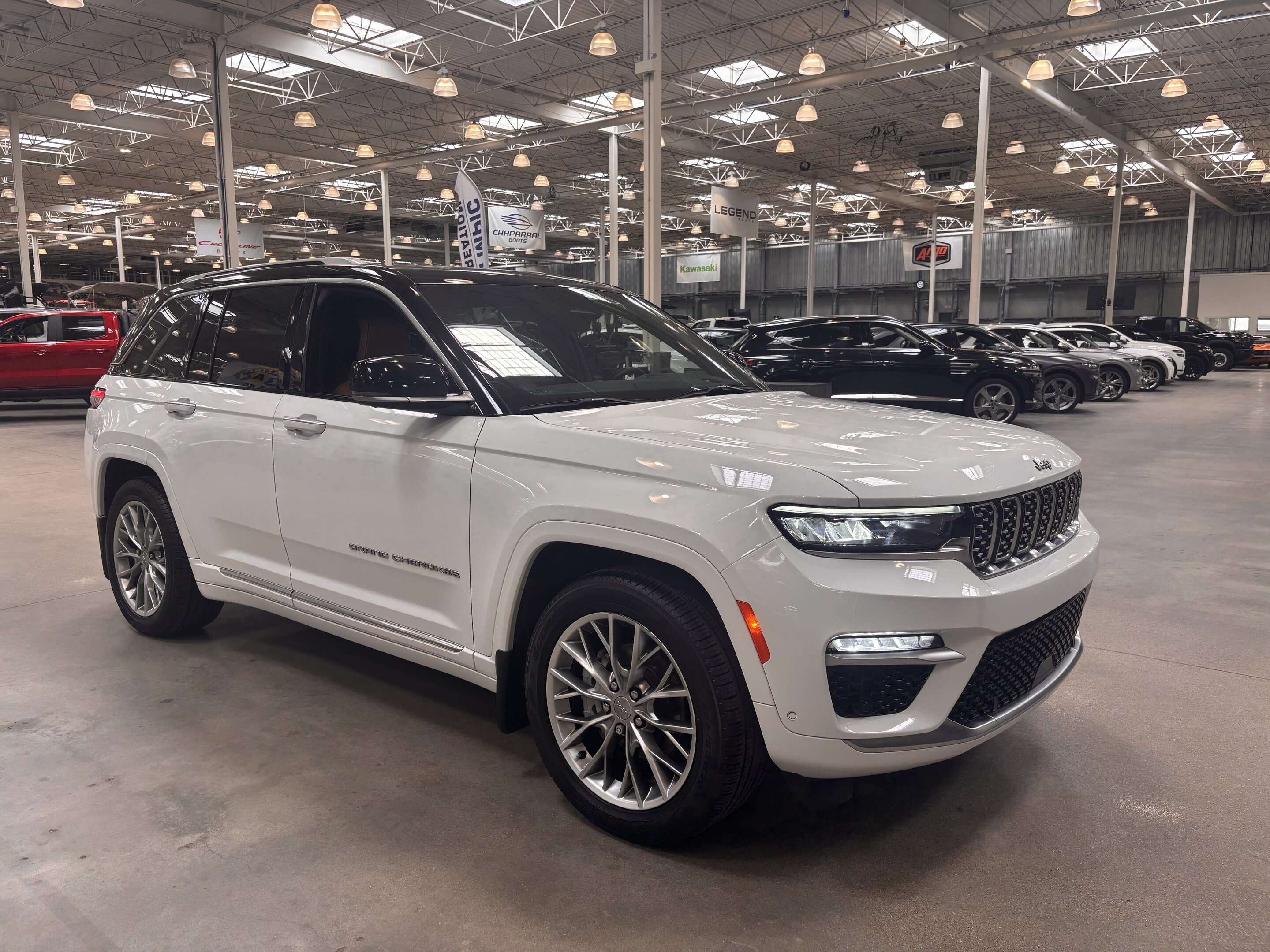 2023 Jeep Grand Cherokee Summit 4X4 | $175/ WEEK | FULLY EQUIPPED | LEATHER — снимка 1