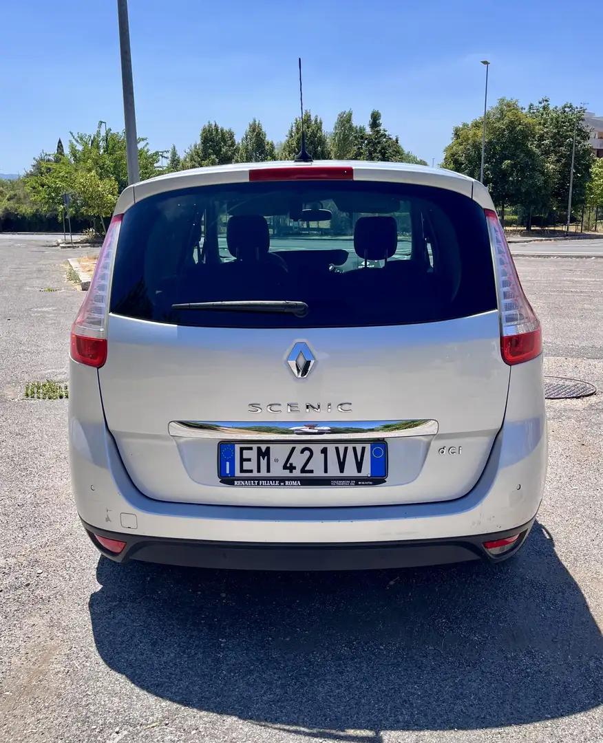 Renault Grand Scenic Bose 1.6 dci 130cv S&S Silber - 1
