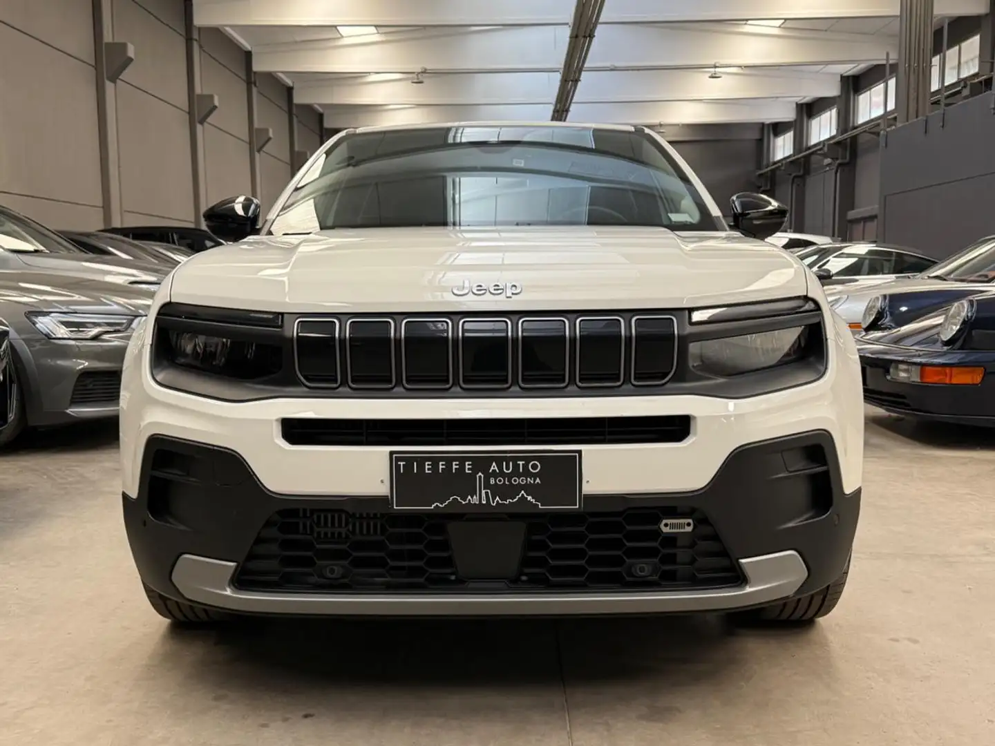 Jeep Avenger 1.2 Turbo 100 CV Altitude Bianco - 2