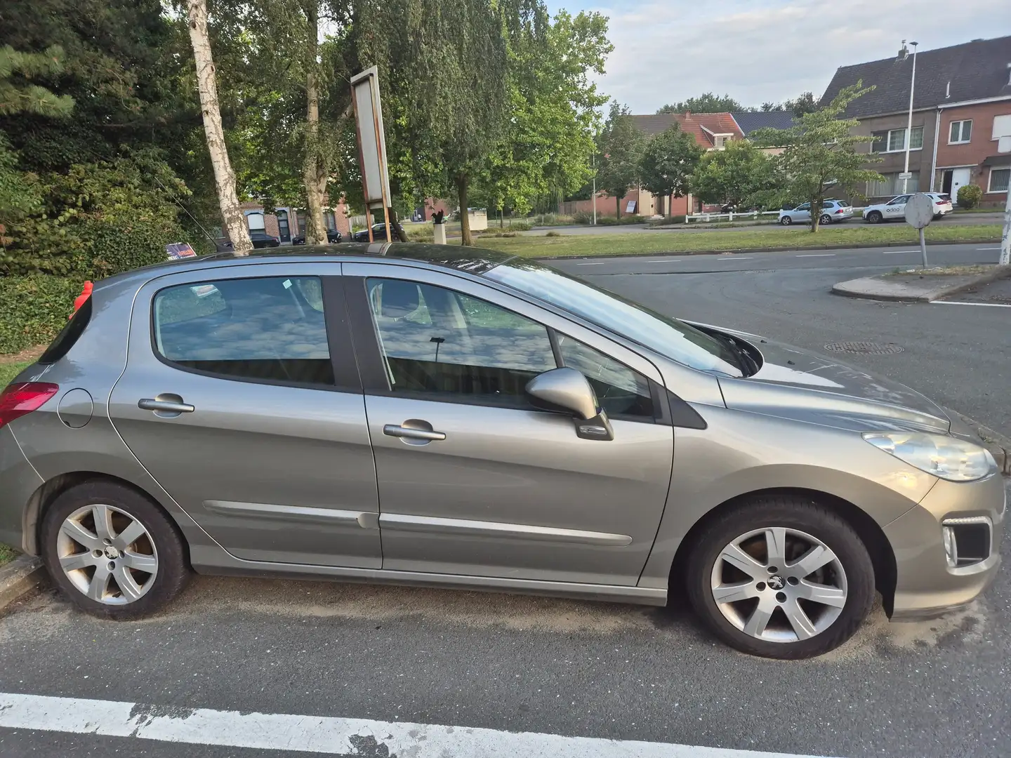 Peugeot 308 308 HDi FAP 92 Active Zilver - 2