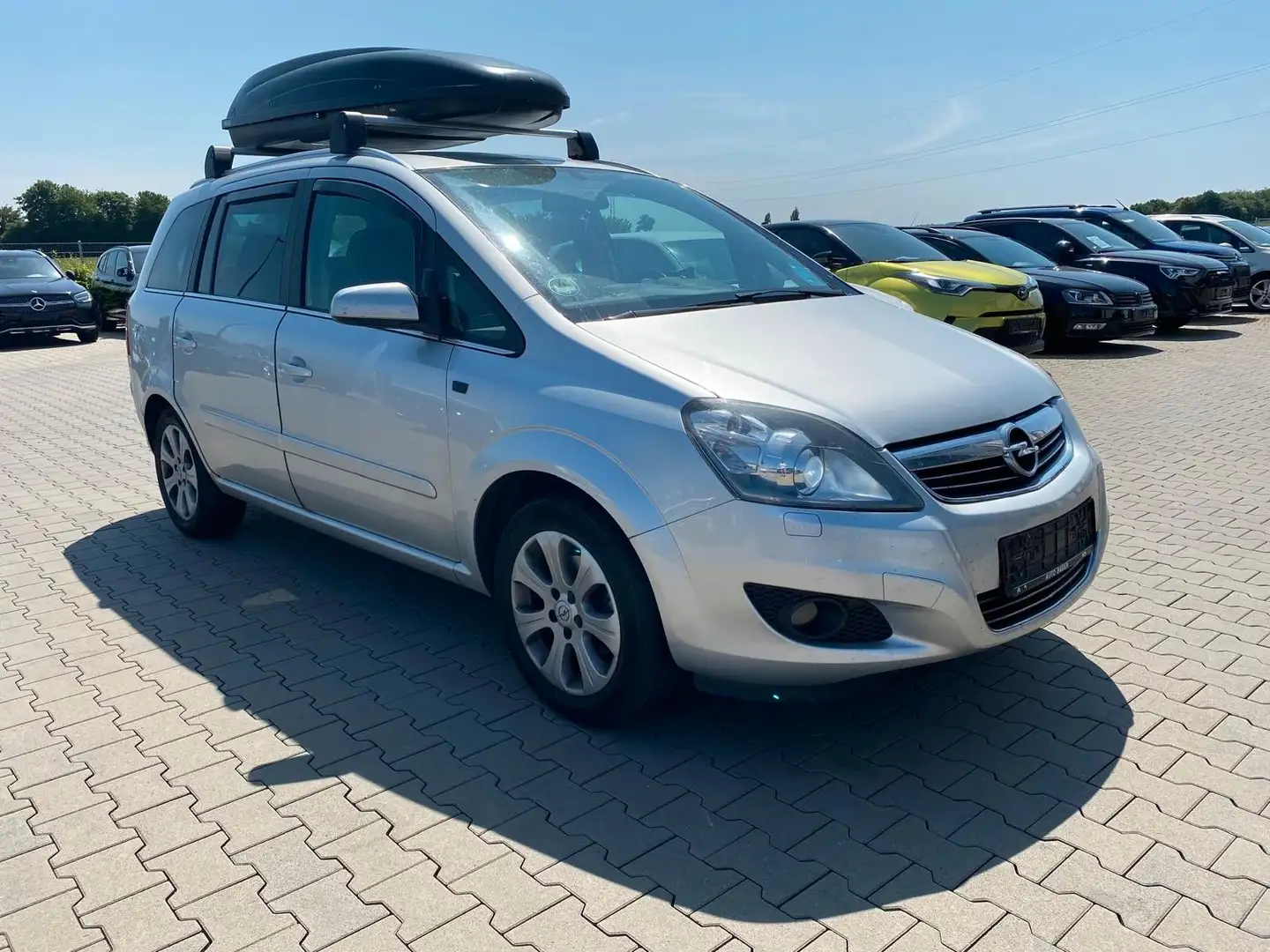 Opel Zafira B Innovation/TÜV 03/2026|7SITZE Silber - 1