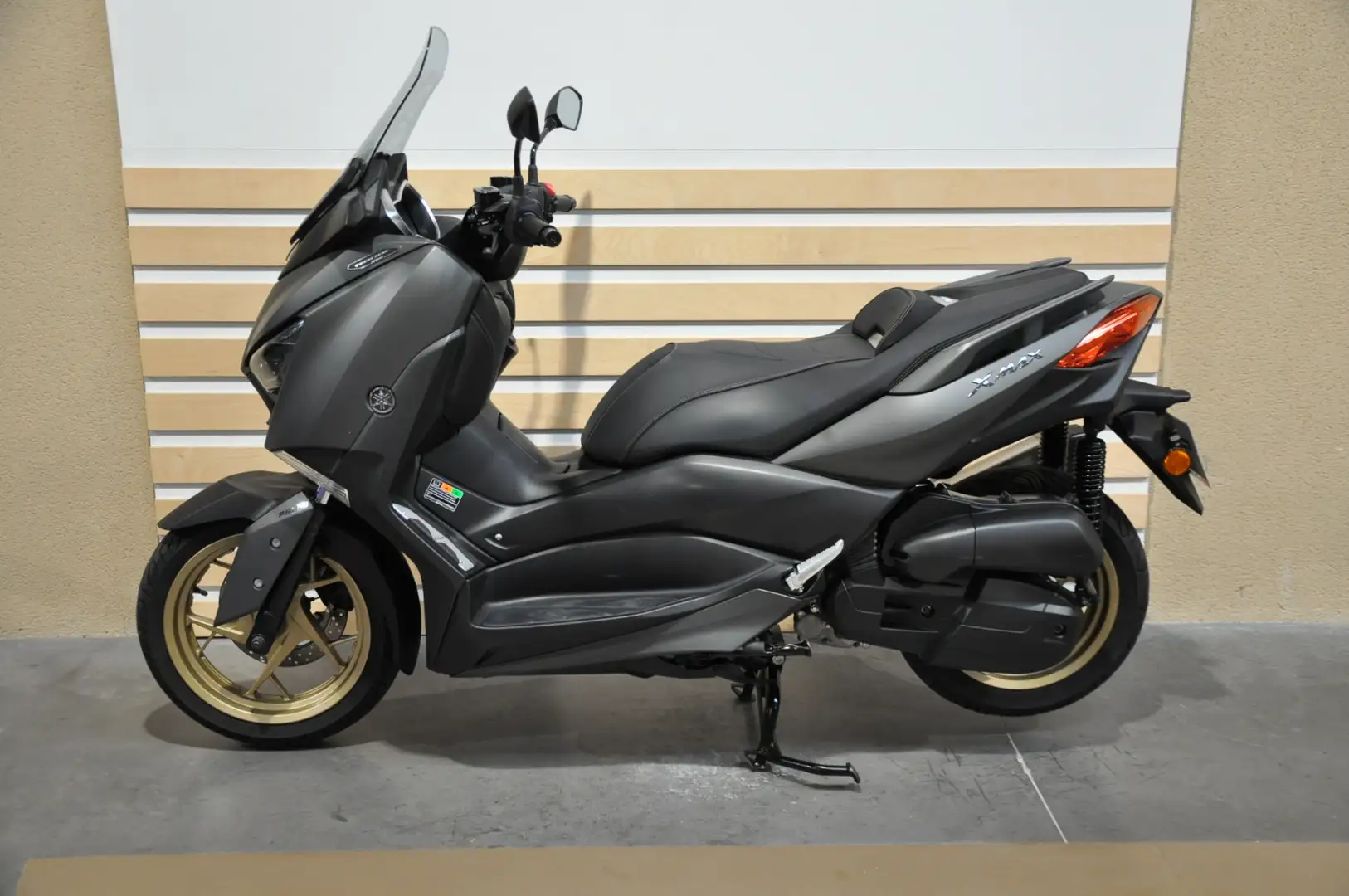 Yamaha X-Max 125 Gris - 2