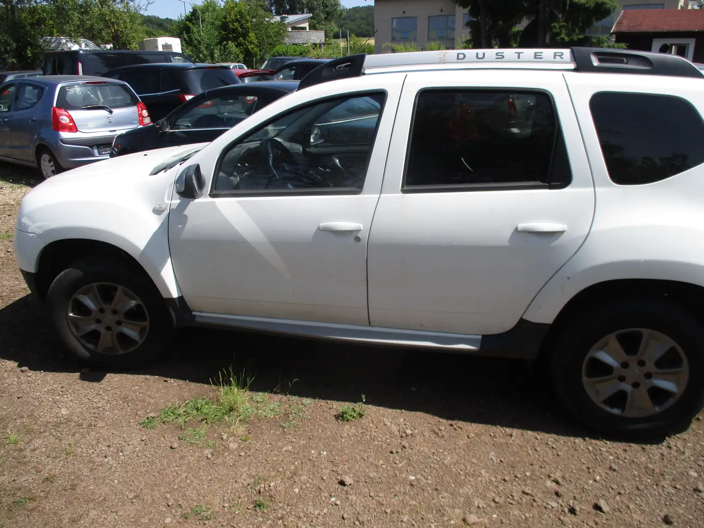 Dacia Duster Weiß - 2