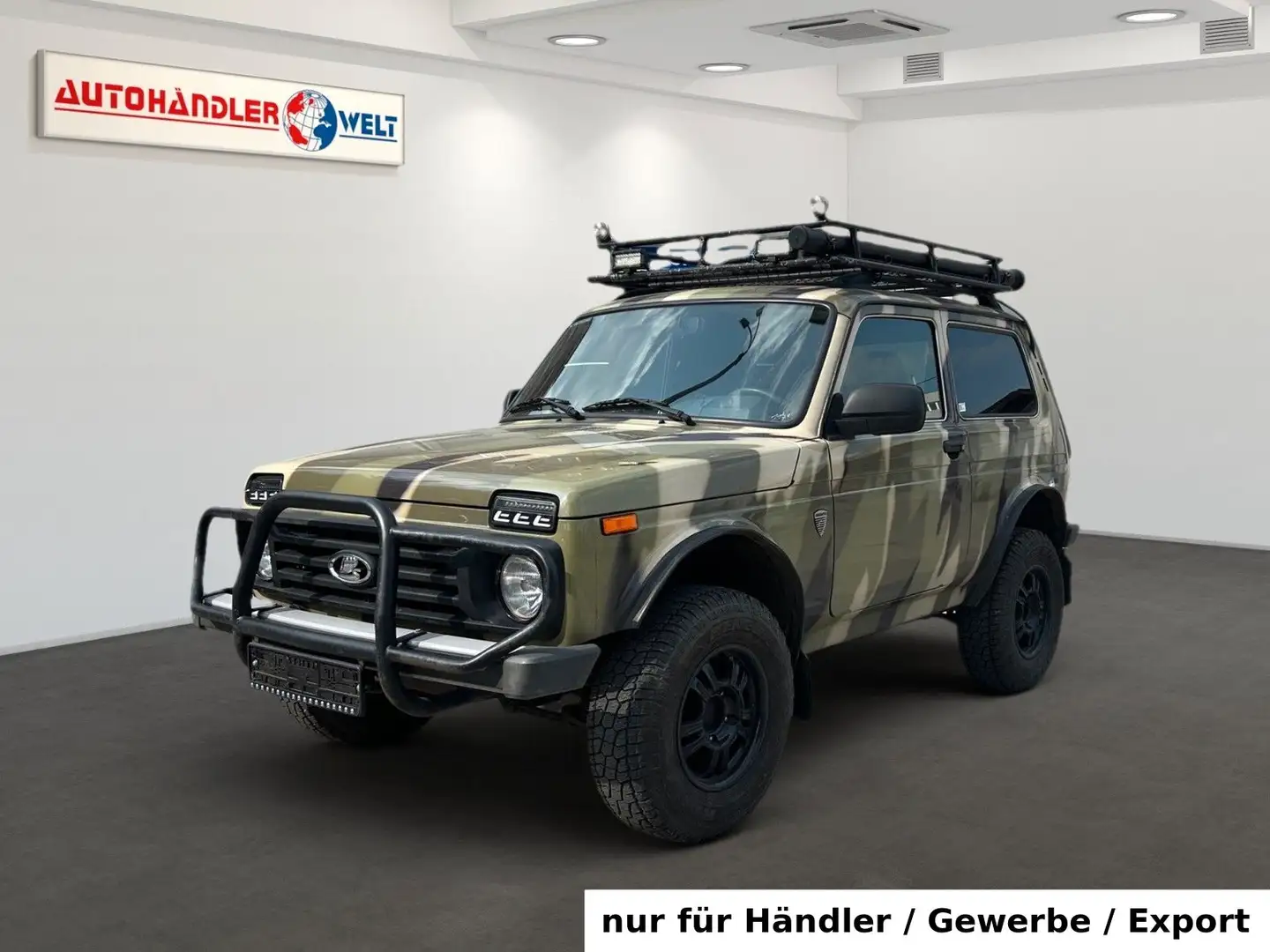 Lada Niva Bronto 4x4 Klima SHZ AHK Verde - 1