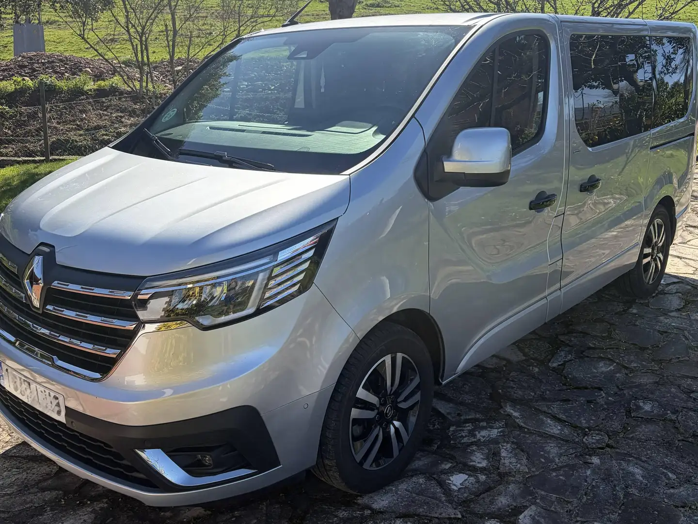 Renault Trafic Trafic 2.0dCi Energy Blue SpaceClass EDC 110kW SpaceClass Plateado - 1