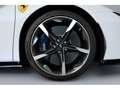 Ferrari SF90 Spider >BIANCO ONDA MARINA*Blue Carbon< Weiß - thumbnail 7
