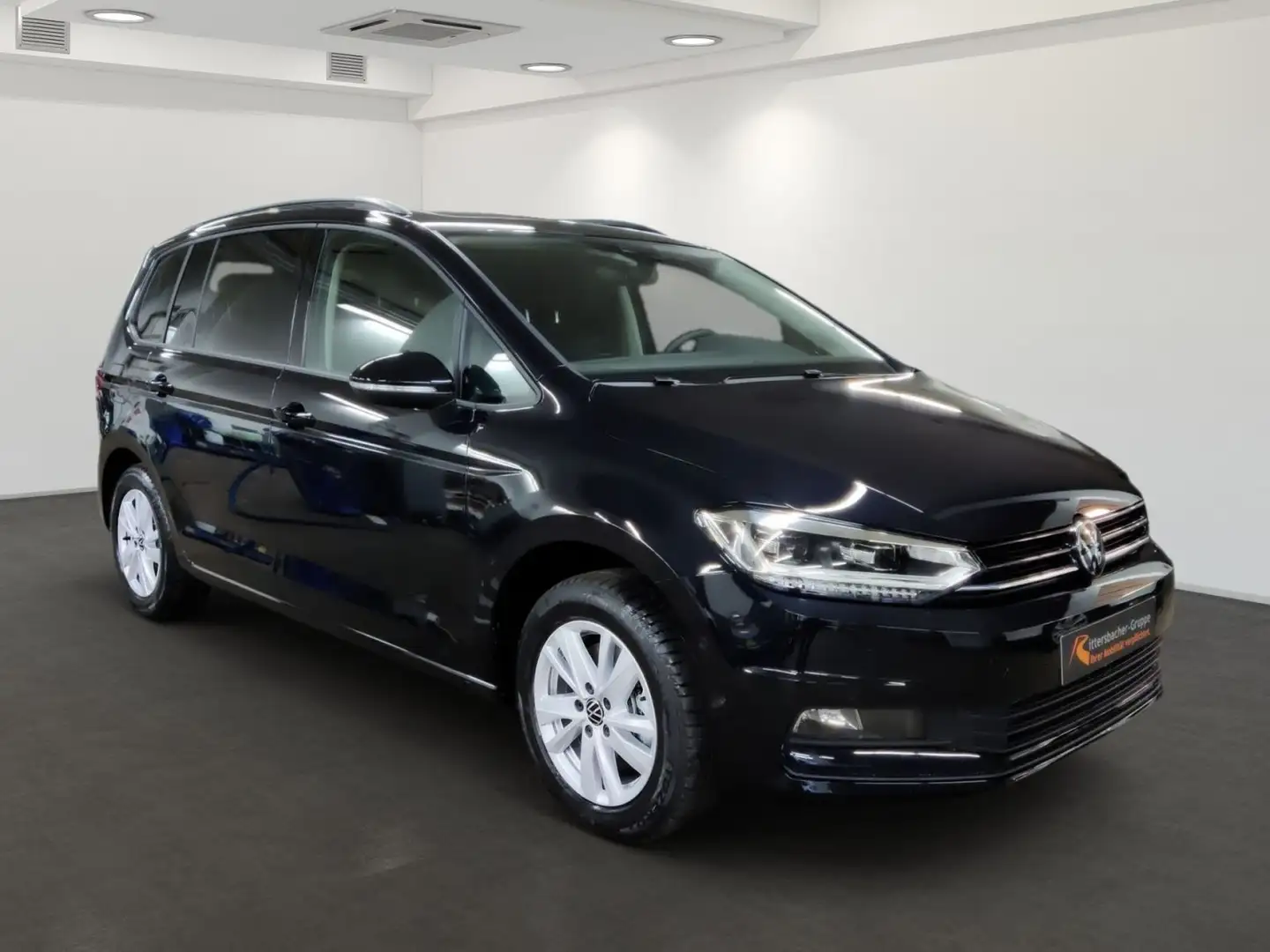 Volkswagen Touran Highline 1,5 l TSI OPF 110 kW (150 PS) 7- Schwarz - 2