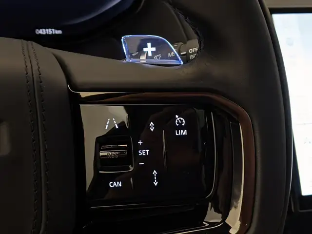 Land Rover Range Rover Sport view 15