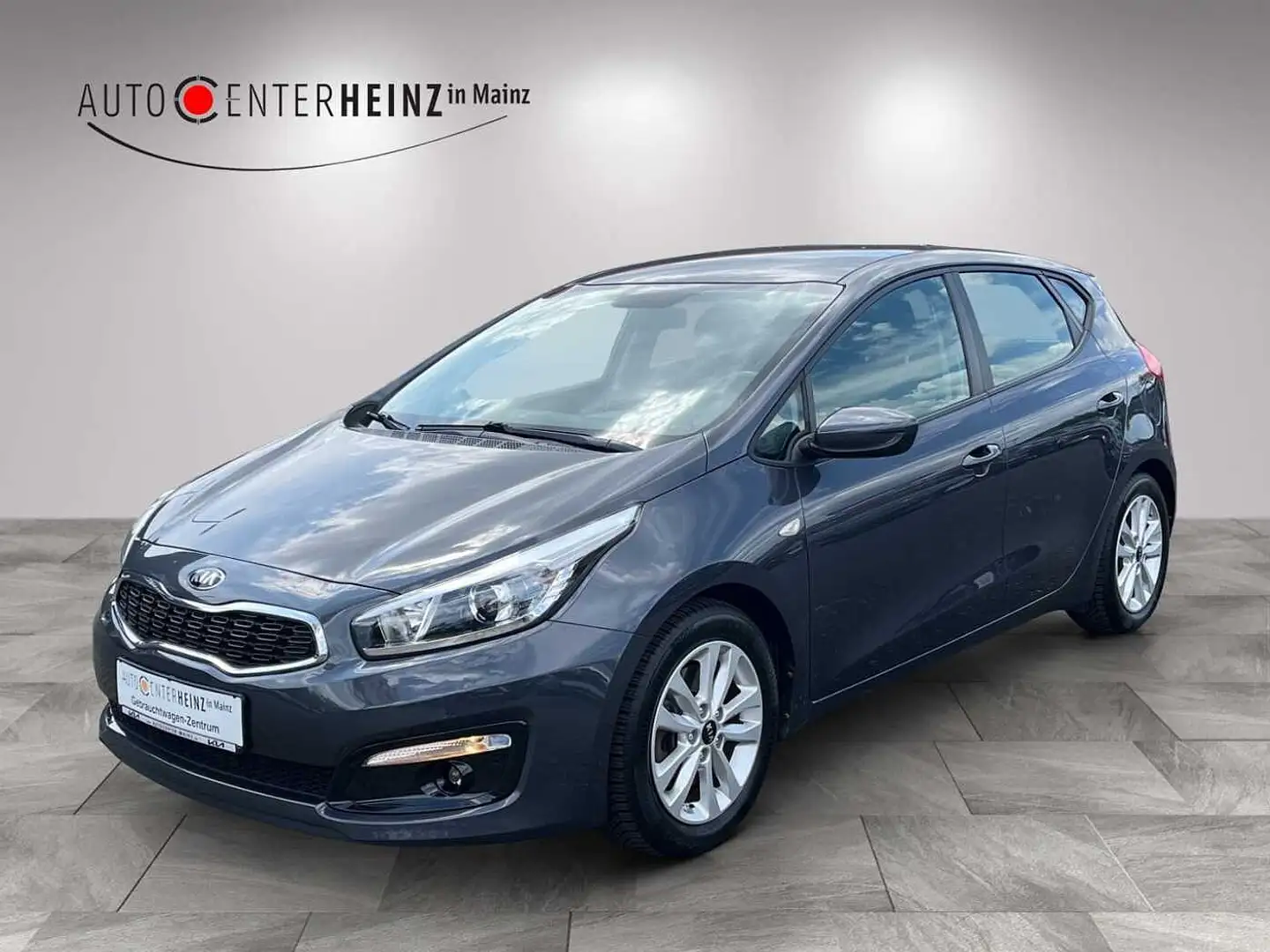 Kia Ceed / cee'd Edition 7 Gris - 1