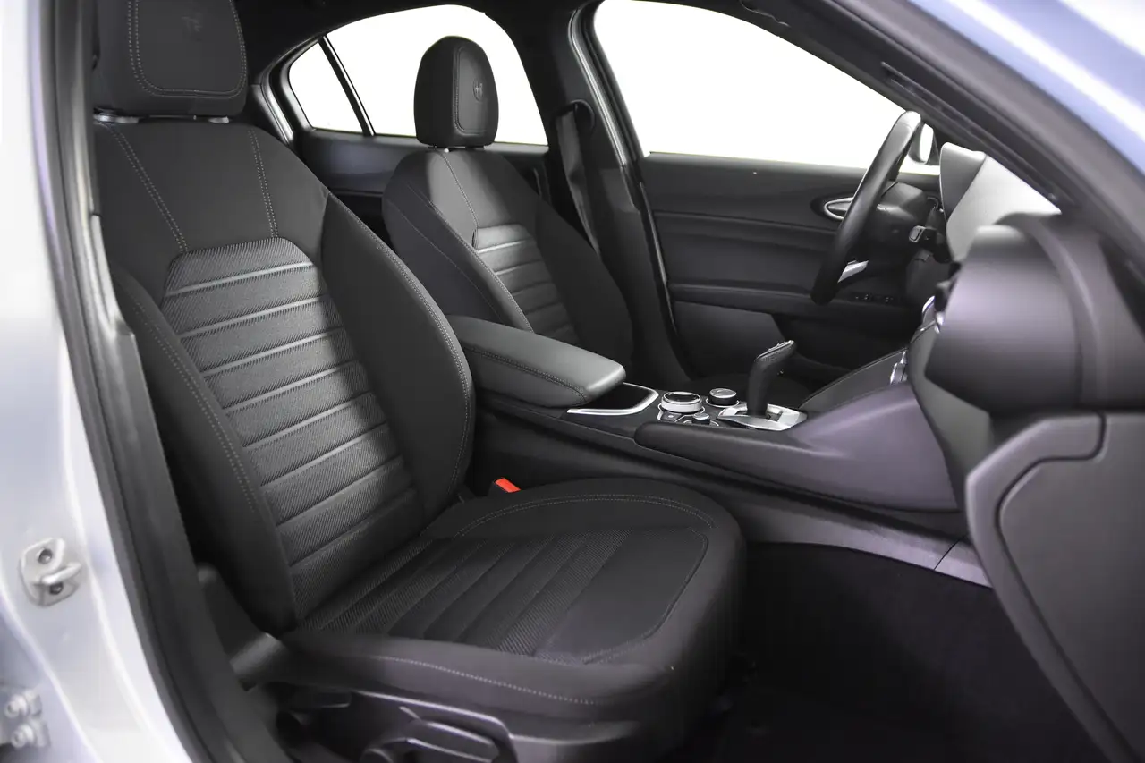 Alfa Romeo Giulia 2022