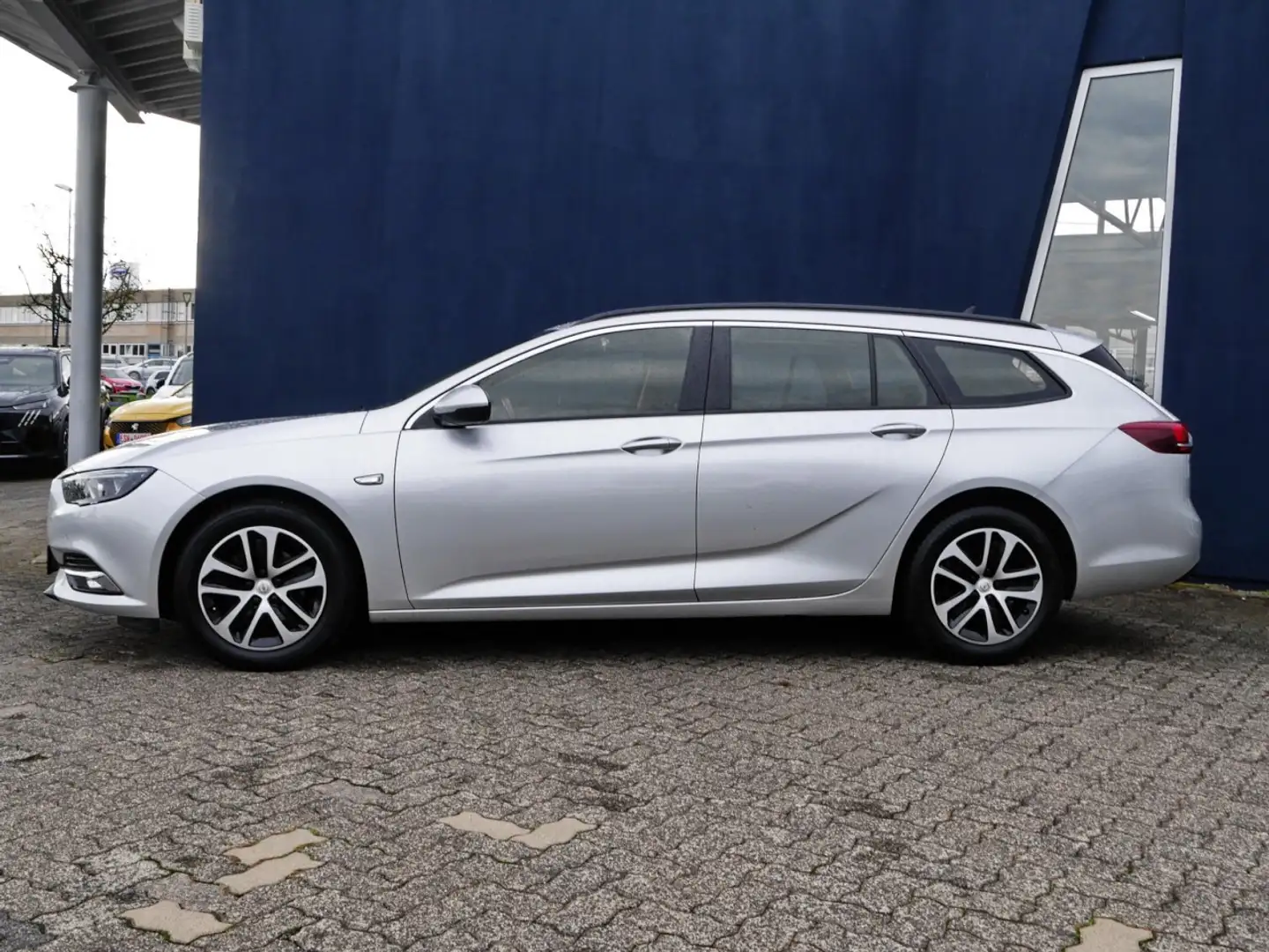 Opel Insignia Edition 1.5 Turbo Aut.+Navi+Sitzheizung Klima Silber - 2