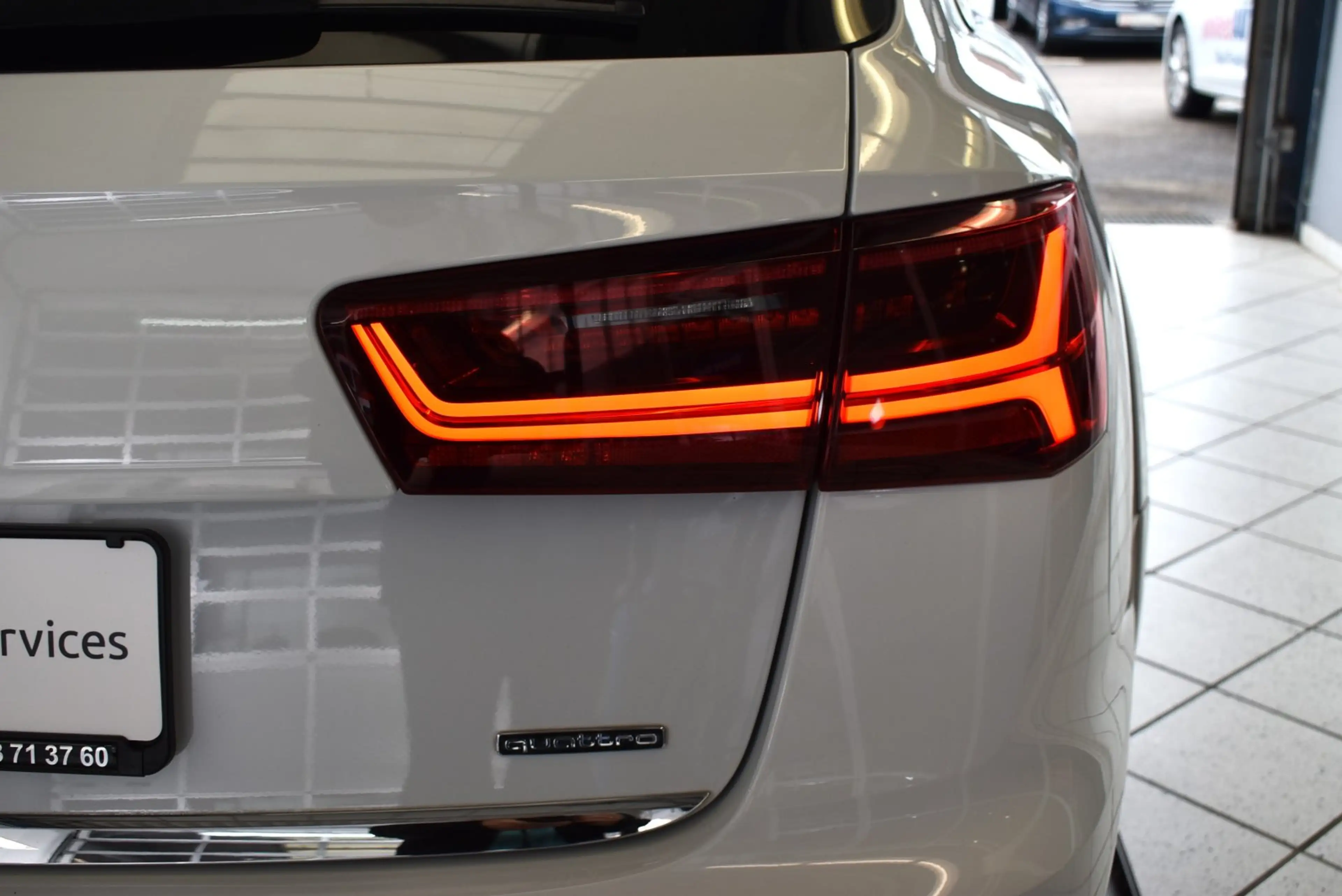 Audi A6 allroad quattro 3.0TDI S-tronic*Xenon*BOSE*Leder — photo 14