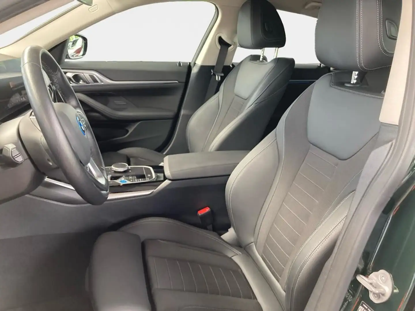 BMW i4 Grün - 2