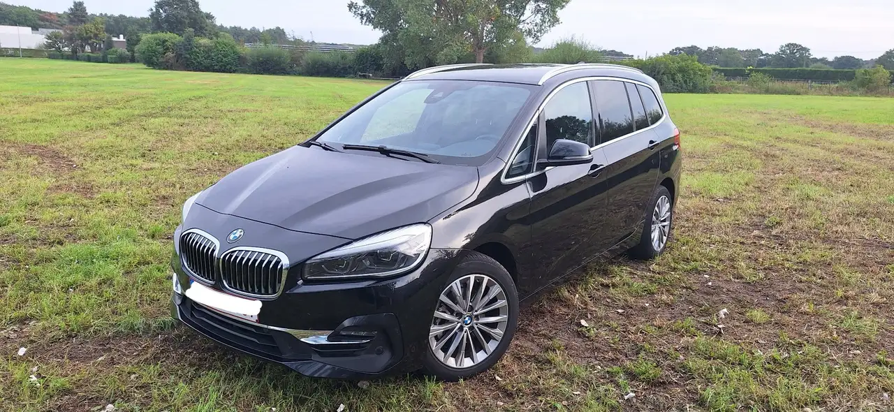 BMW 216