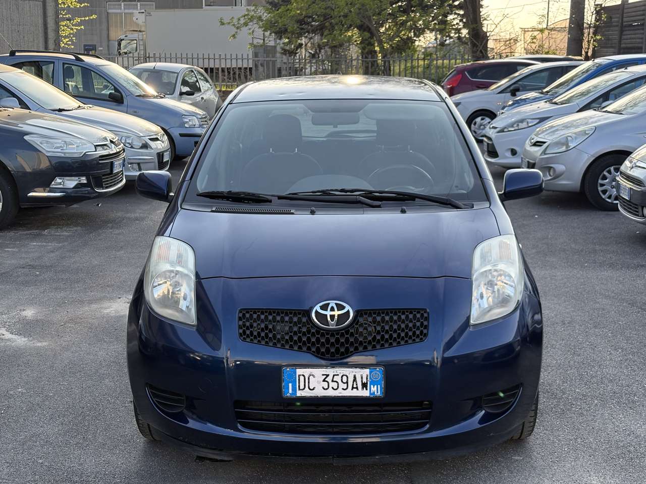 Toyota Yaris 5p 1.0 Sol
