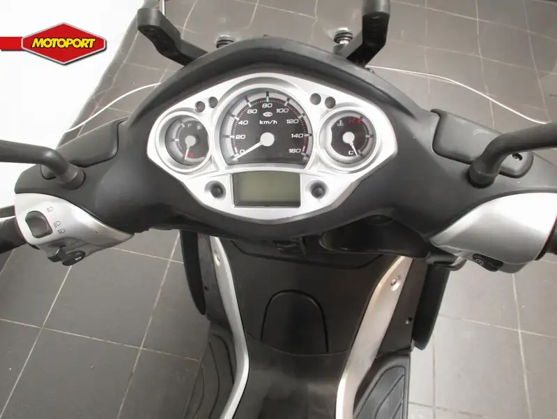 Yamaha X-City 250 - foto 4