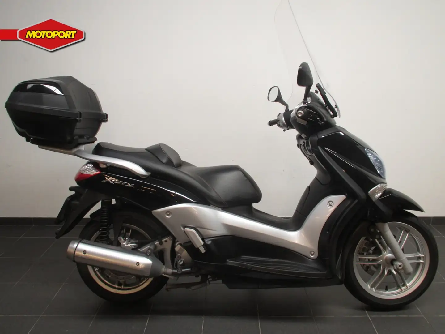 Yamaha X-City 250 Černá - 1