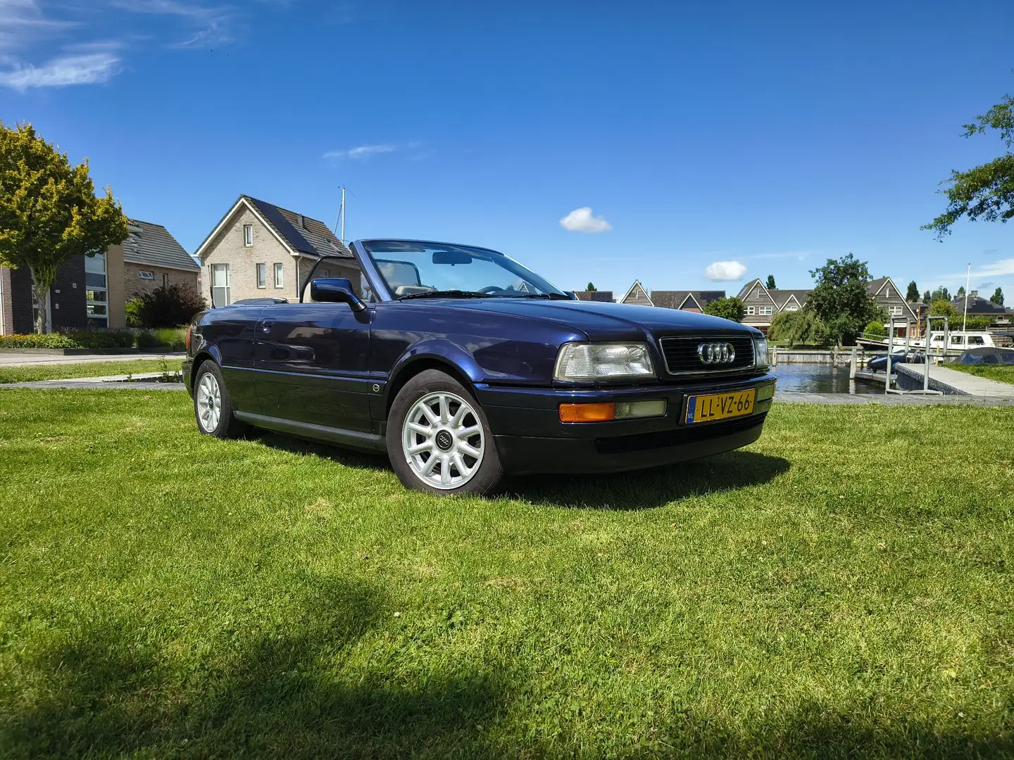 Audi Cabriolet 2.0 - 1