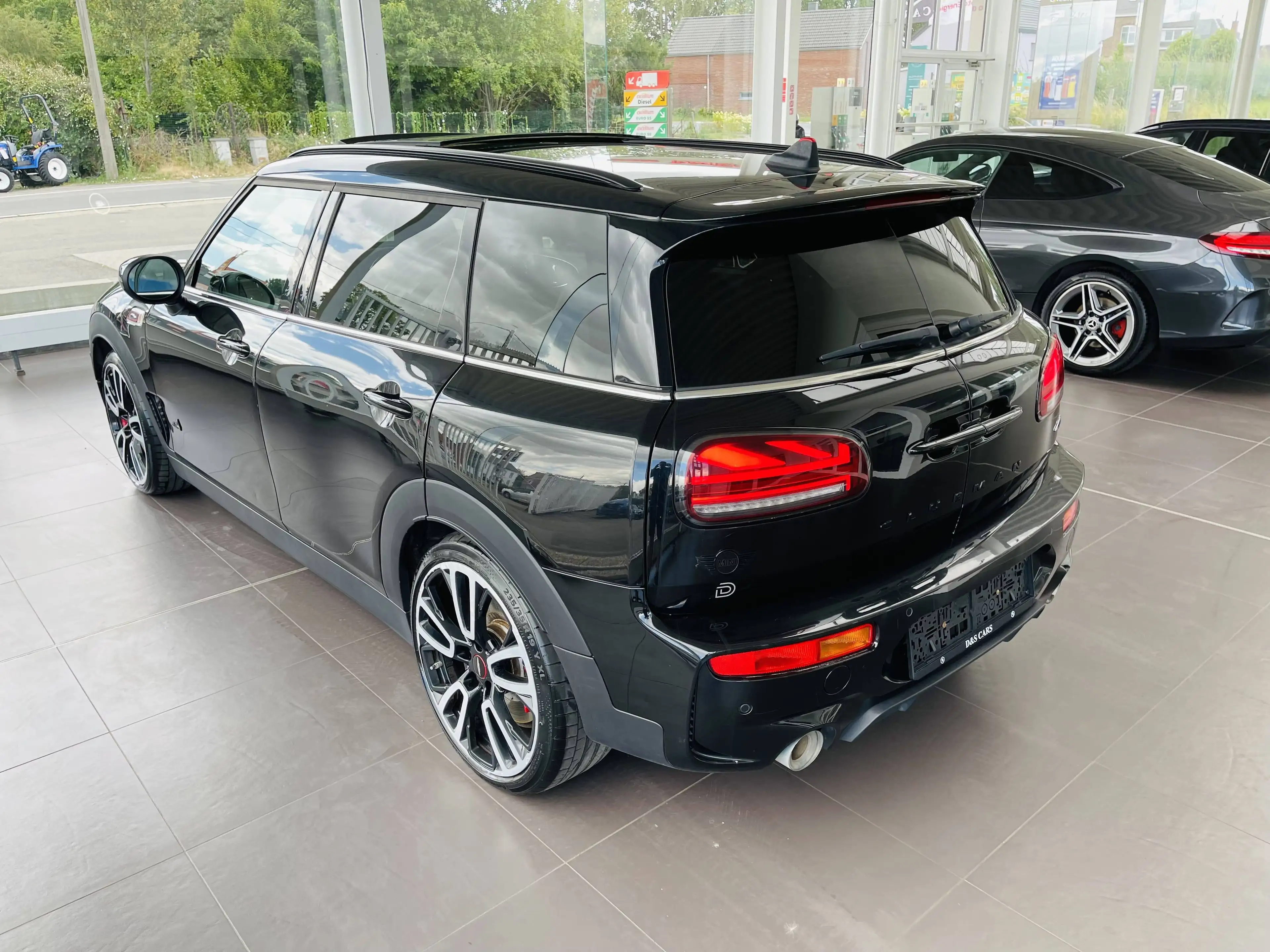 MINI John Cooper Works Clubman 2.0AS John Cooper Works ALL4 ** GARANTIE + TOIT PANO + FULL ** — photo 8