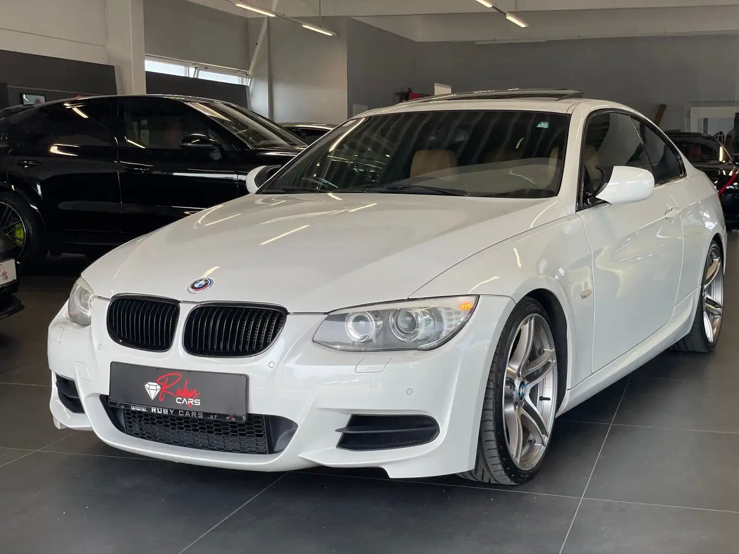 BMW 335 i Coupé LCI DKG Blanco - 1