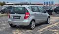 Mercedes-Benz A 180 / Park-Assistent / Sitzheizung Silber - thumbnail 2