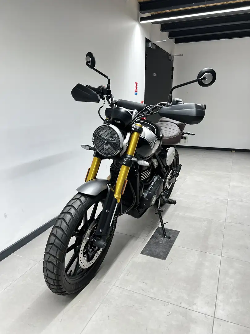 Triumph Scrambler 400 X Noir - 2