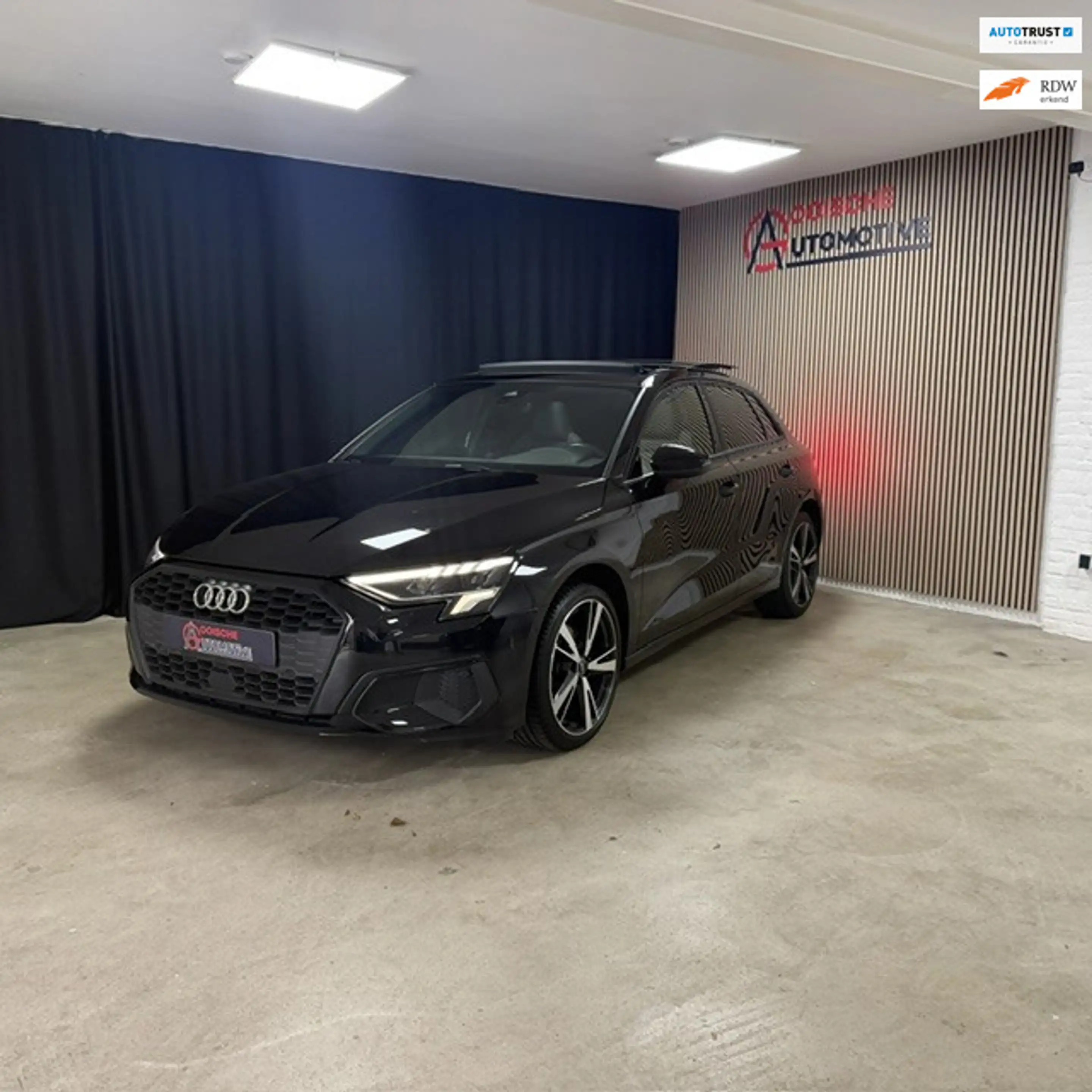 Audi A3 SPORTBACK. S line, Pano/Autom/drive.vol 35 TFSI ed