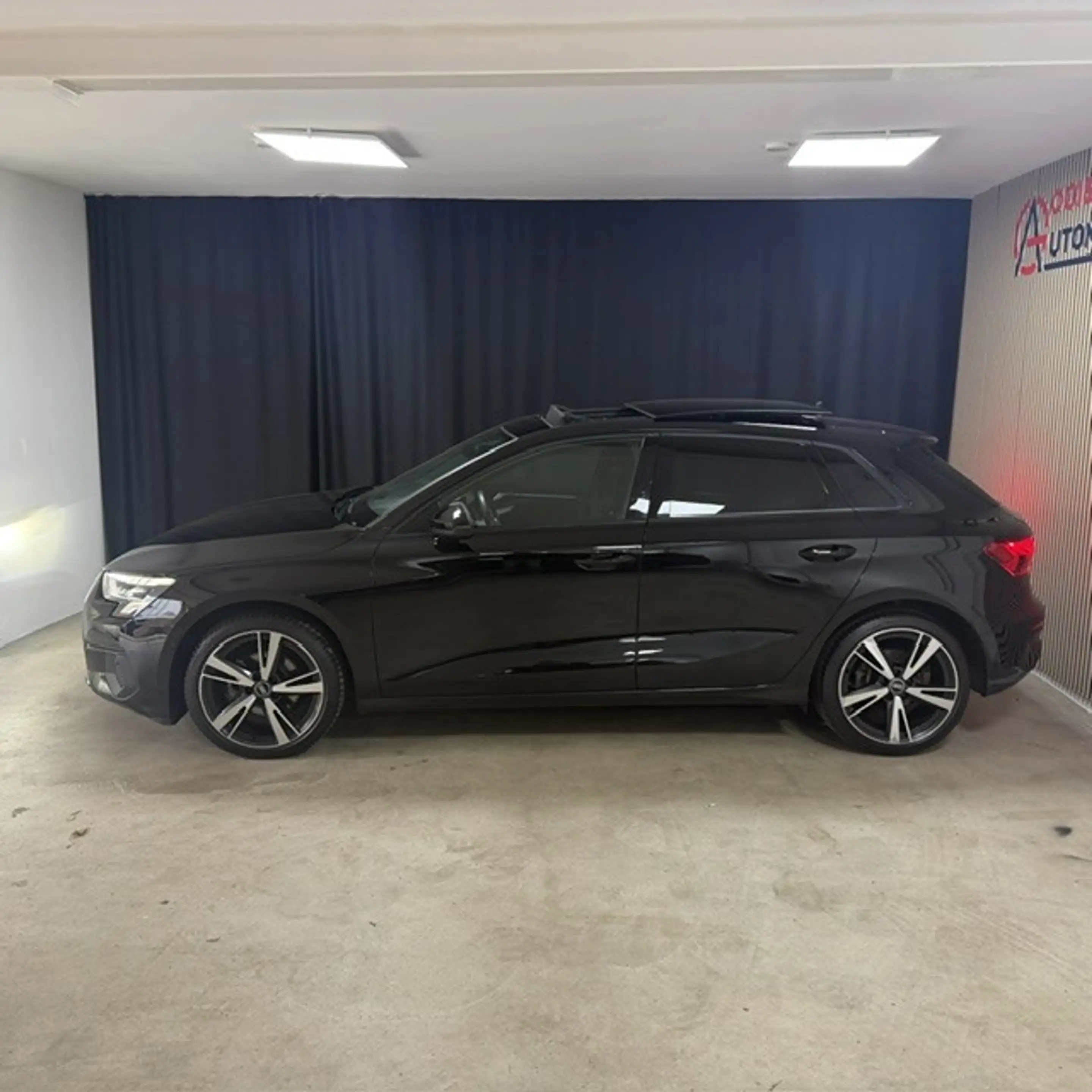 Audi A3 SPORTBACK. S line, Pano/Autom/drive.vol 35 TFSI ed — photo 3
