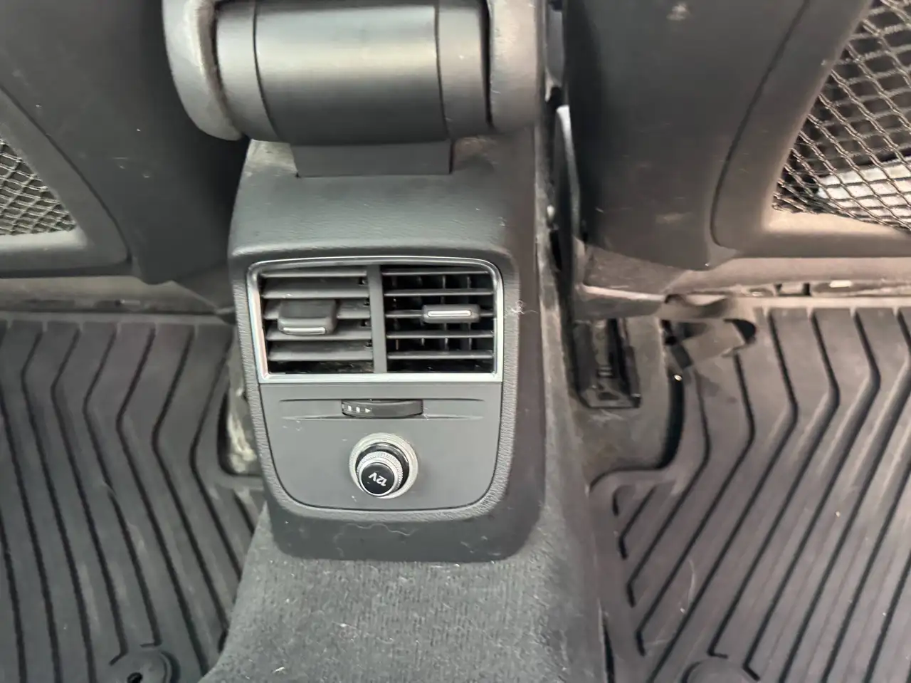 Audi S3 снимка Audi S3