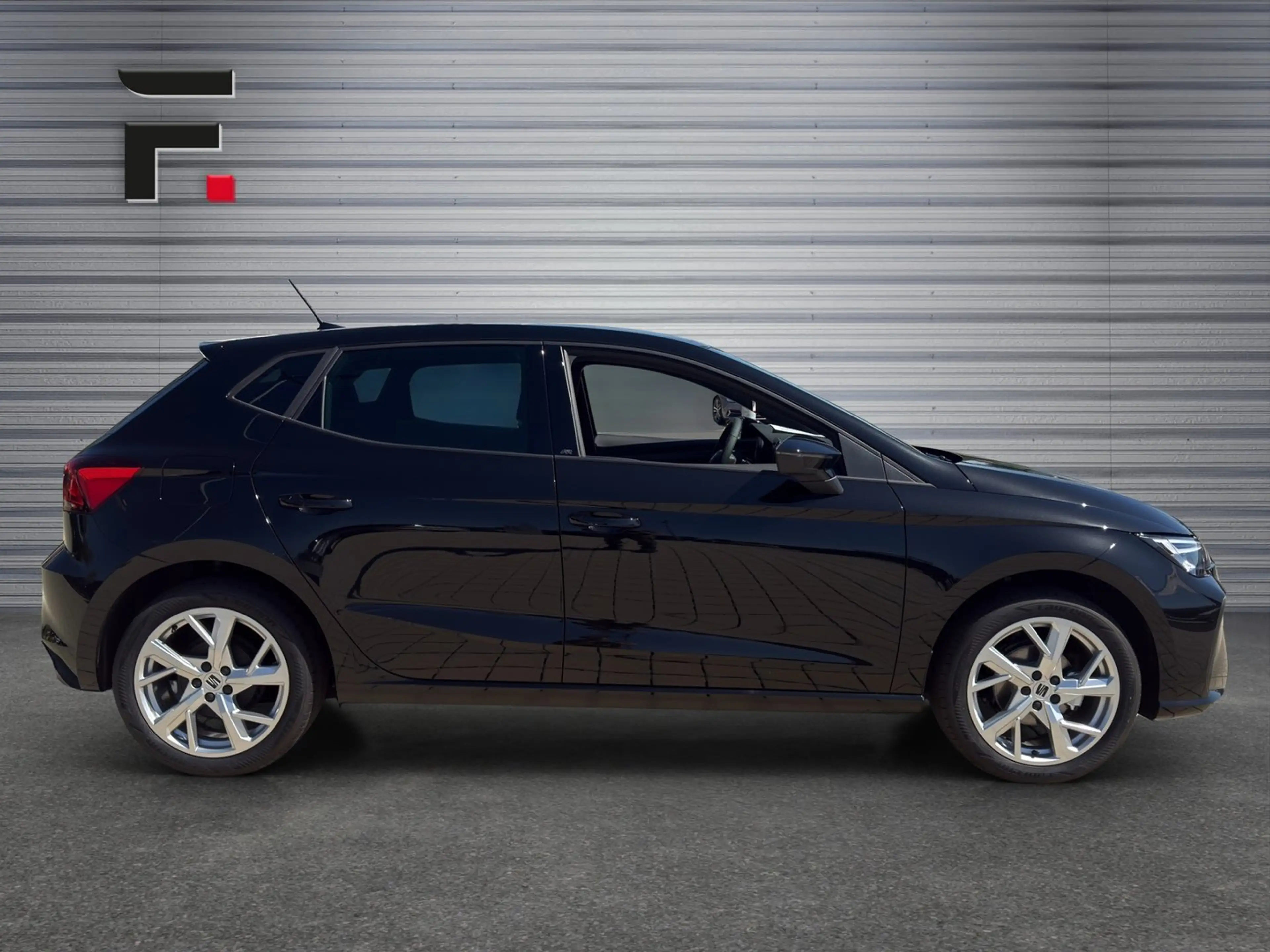 SEAT Ibiza FR Edition 1.0 TSI 95PS — photo 4