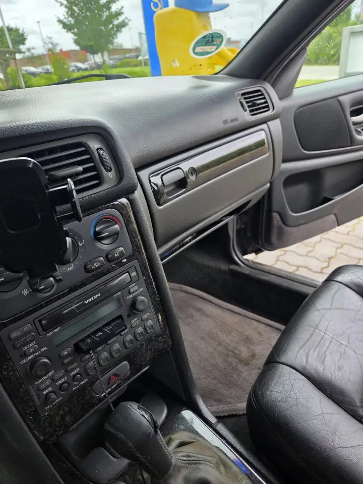 Volvo V70 2.4T, foto 8
