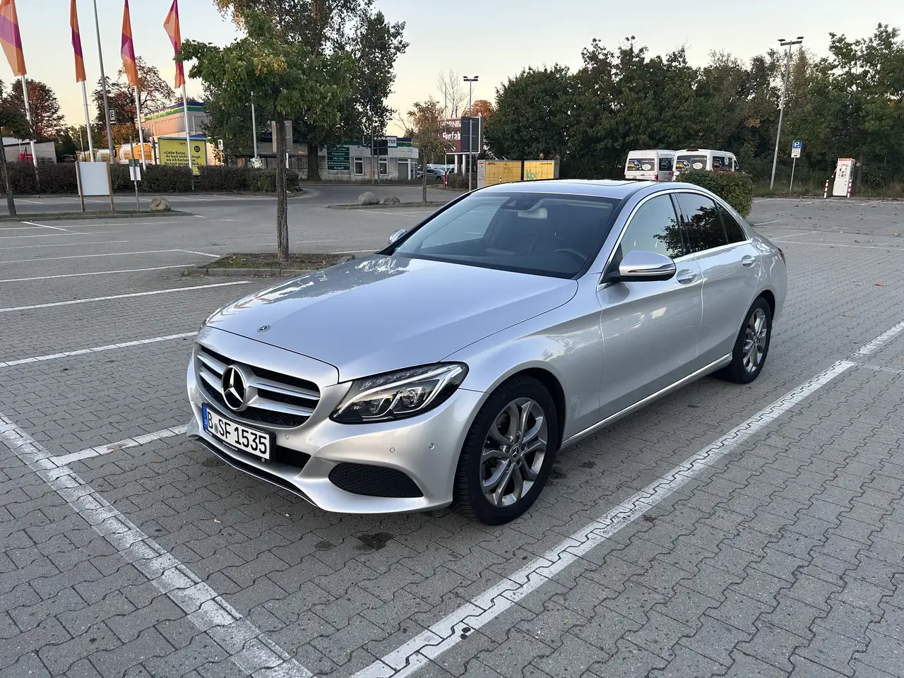 Mercedes-Benz C 180