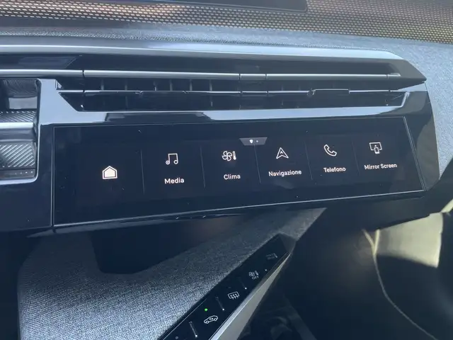 Peugeot 3008 view 13