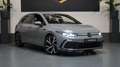 Volkswagen Golf VIII 1.5 eTSI R-Line AUTOMAAT-ACC-AMBIANCE-CAMERA- Grijs - thumbnail 3